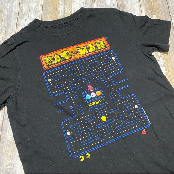 GAP Other - 🛍 4/$20 GAP Pac-Man Shirt